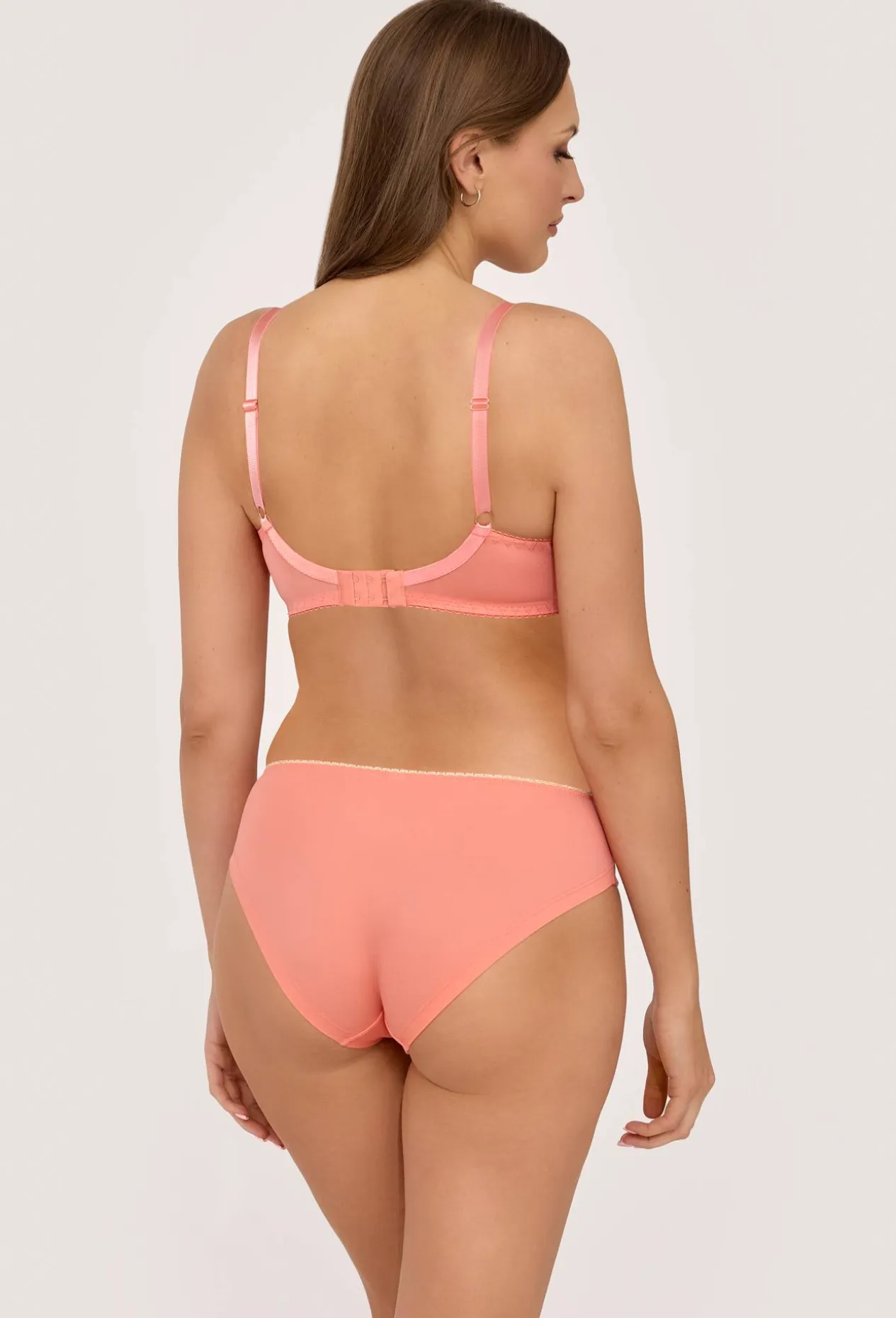 Figi AV 2242 Sunset Peach